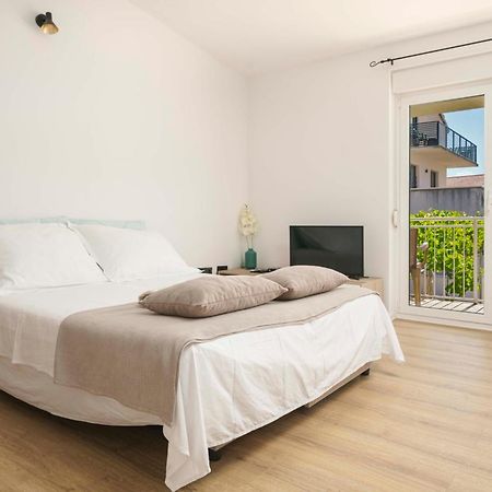 Apartments Vitis - City Centre - Free Parking Vodice Zewnętrze zdjęcie