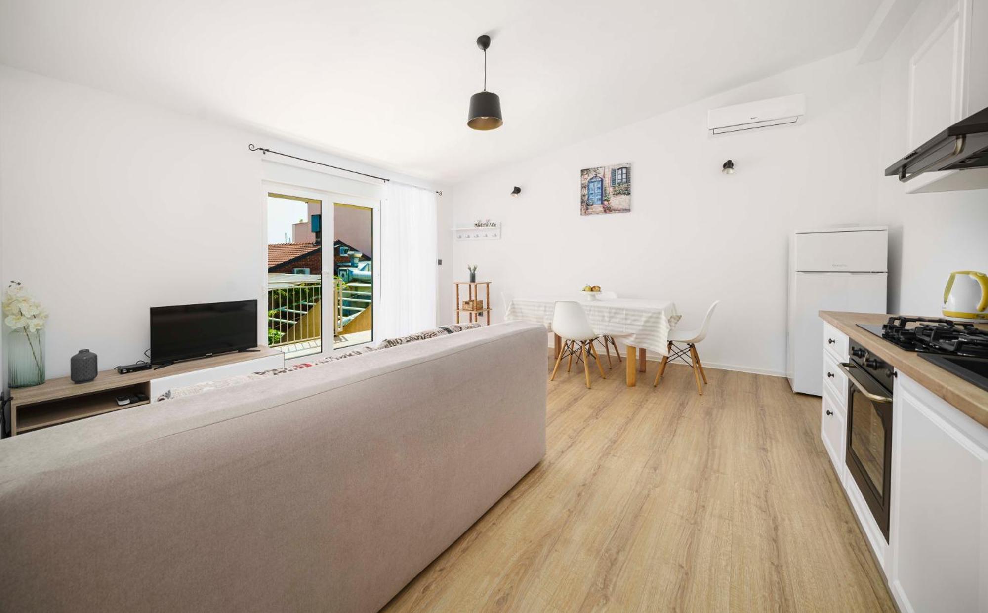 Apartments Vitis - City Centre - Free Parking Vodice Zewnętrze zdjęcie