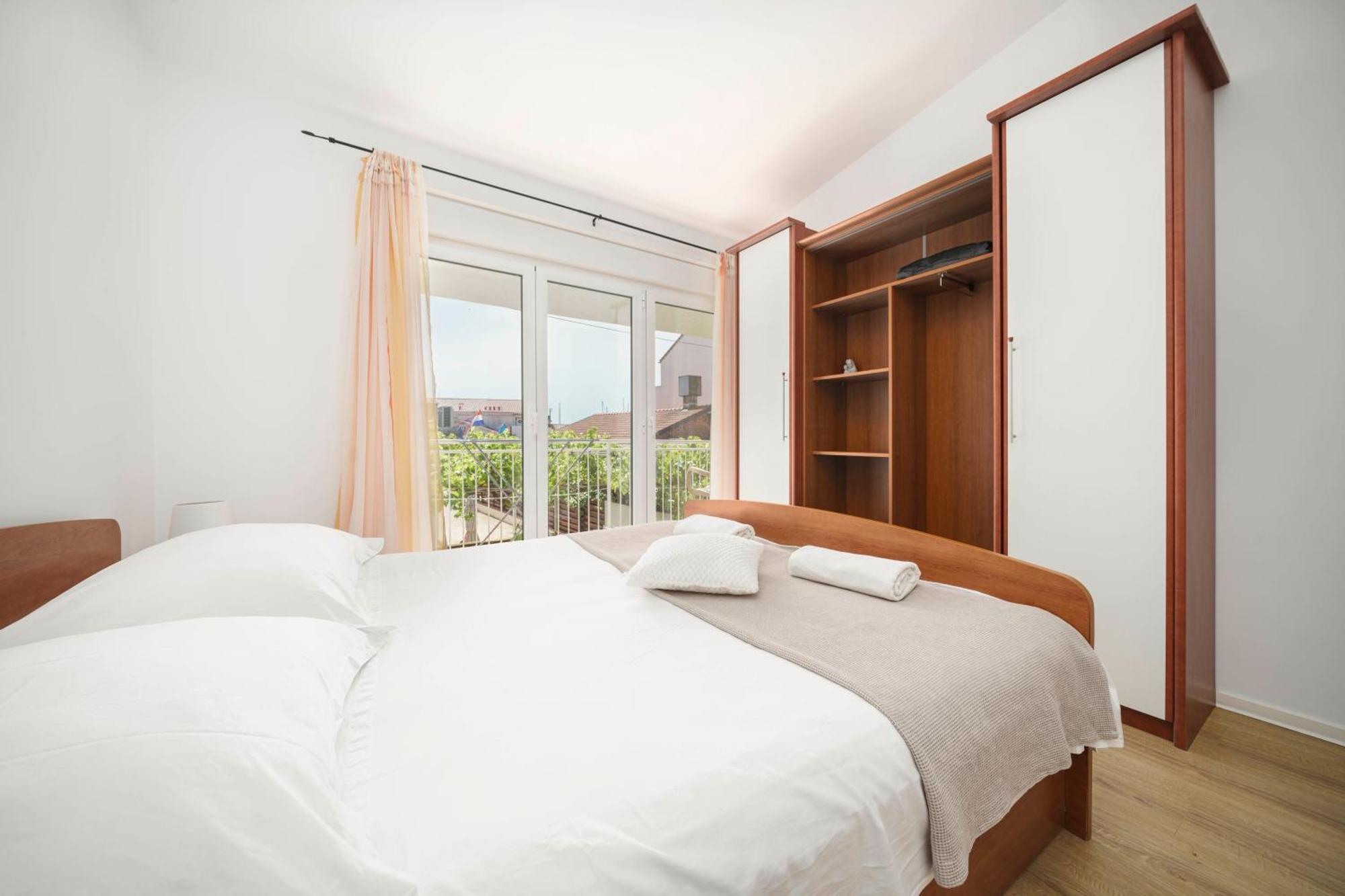 Apartments Vitis - City Centre - Free Parking Vodice Zewnętrze zdjęcie