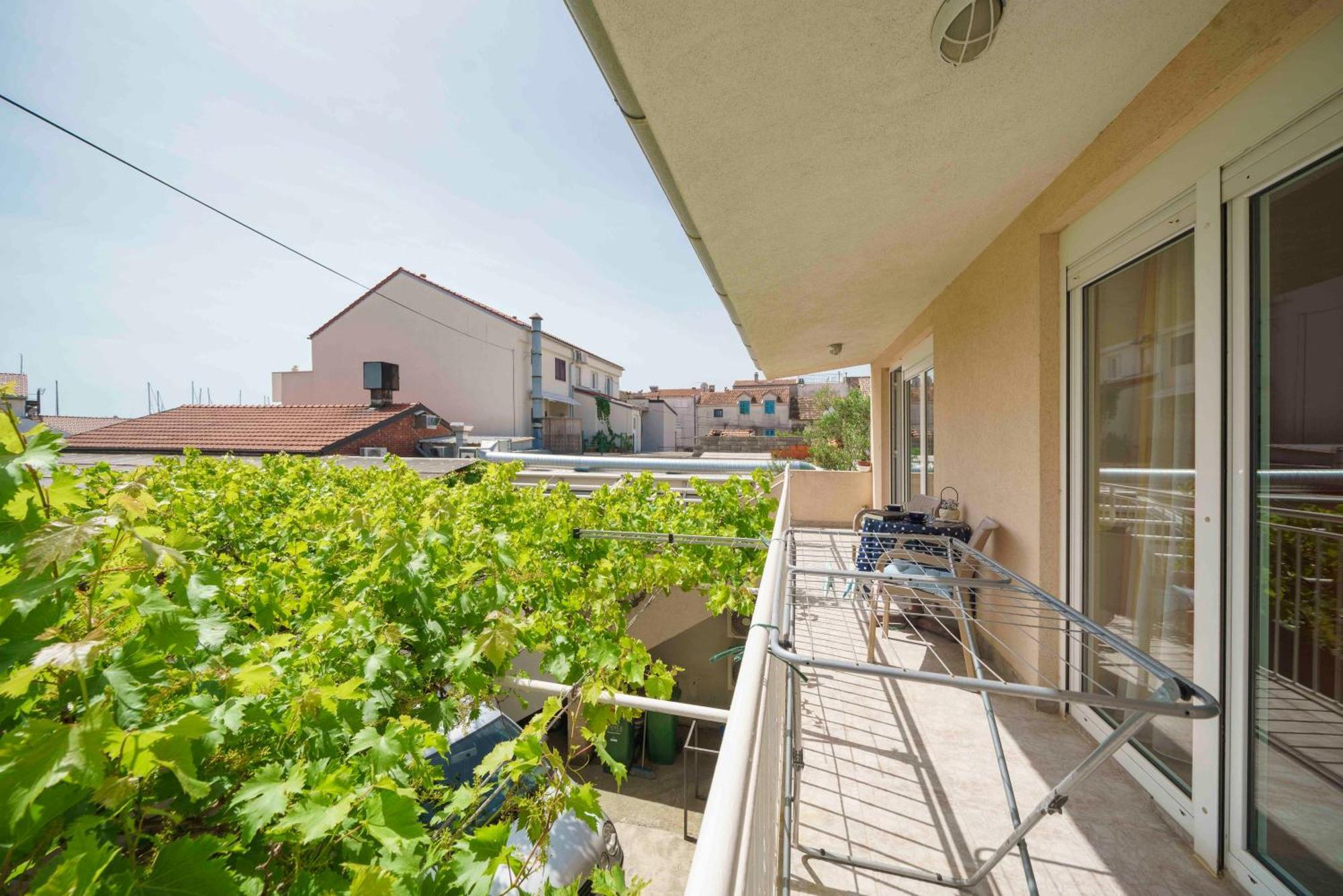 Apartments Vitis - City Centre - Free Parking Vodice Zewnętrze zdjęcie