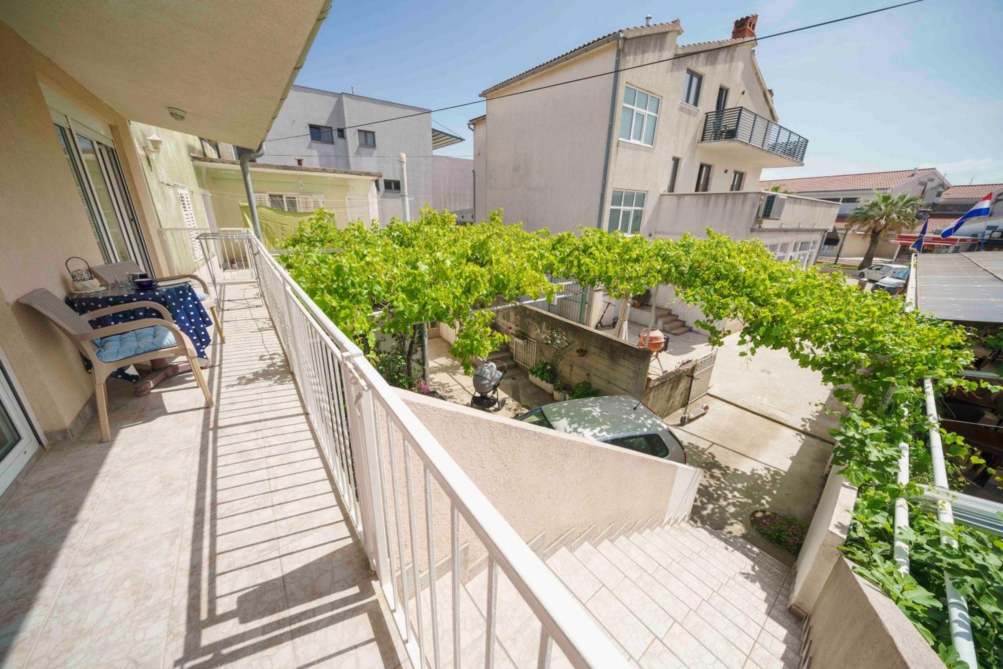 Apartments Vitis - City Centre - Free Parking Vodice Zewnętrze zdjęcie