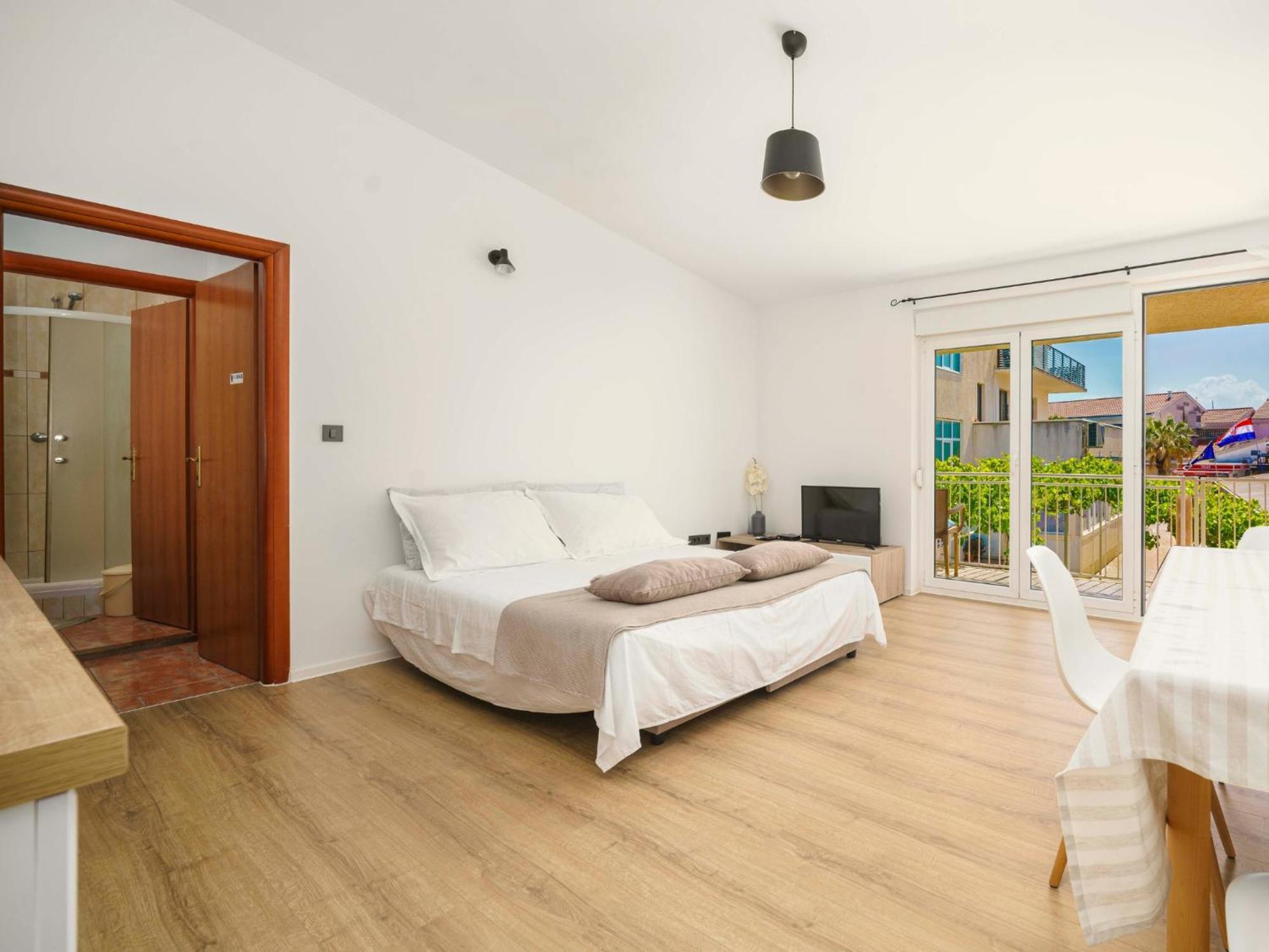 Apartments Vitis - City Centre - Free Parking Vodice Zewnętrze zdjęcie
